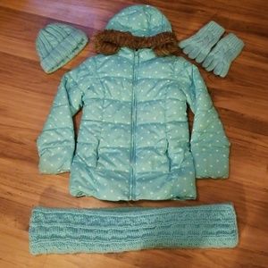 Mint in color, winter jacket, scarf, gloves & hat